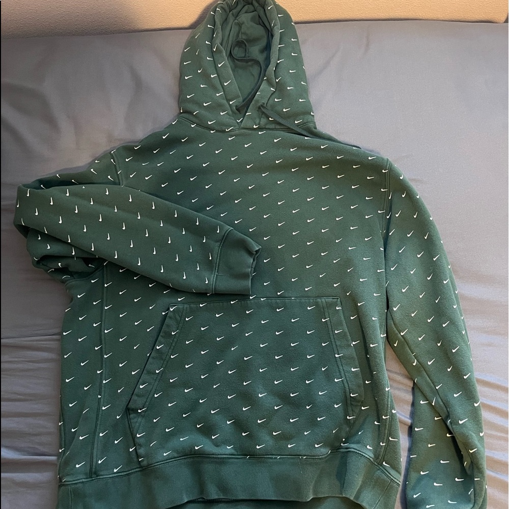 🟢Nike Logo Print Sweatshirt🟢